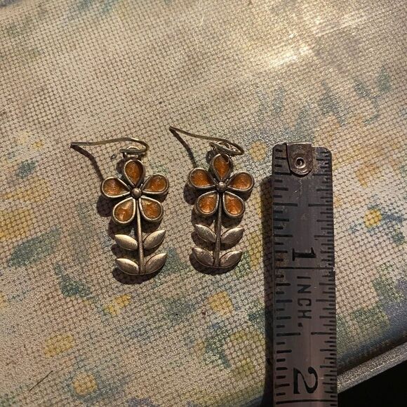 Tiny Gold and Orange Color Flower Earrings - Picture 3 of 5